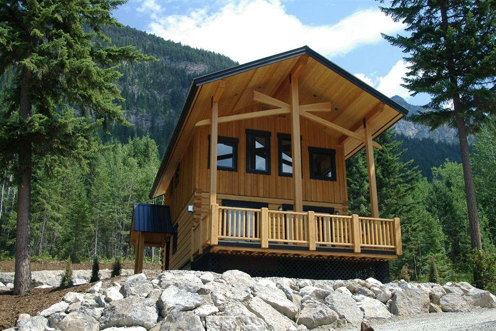 Mount 7 Lodges Golden Εξωτερικό φωτογραφία