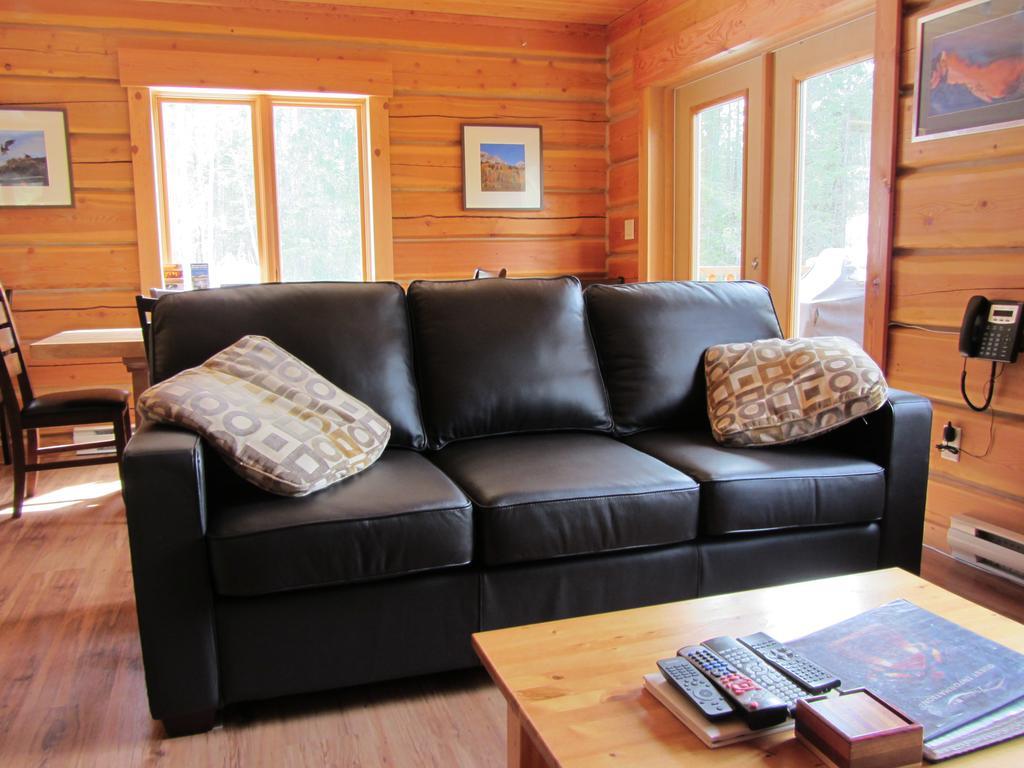 Mount 7 Lodges Golden Εξωτερικό φωτογραφία