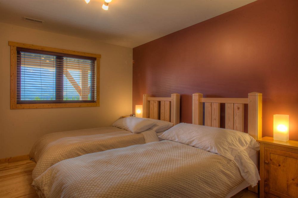 Mount 7 Lodges Golden Εξωτερικό φωτογραφία