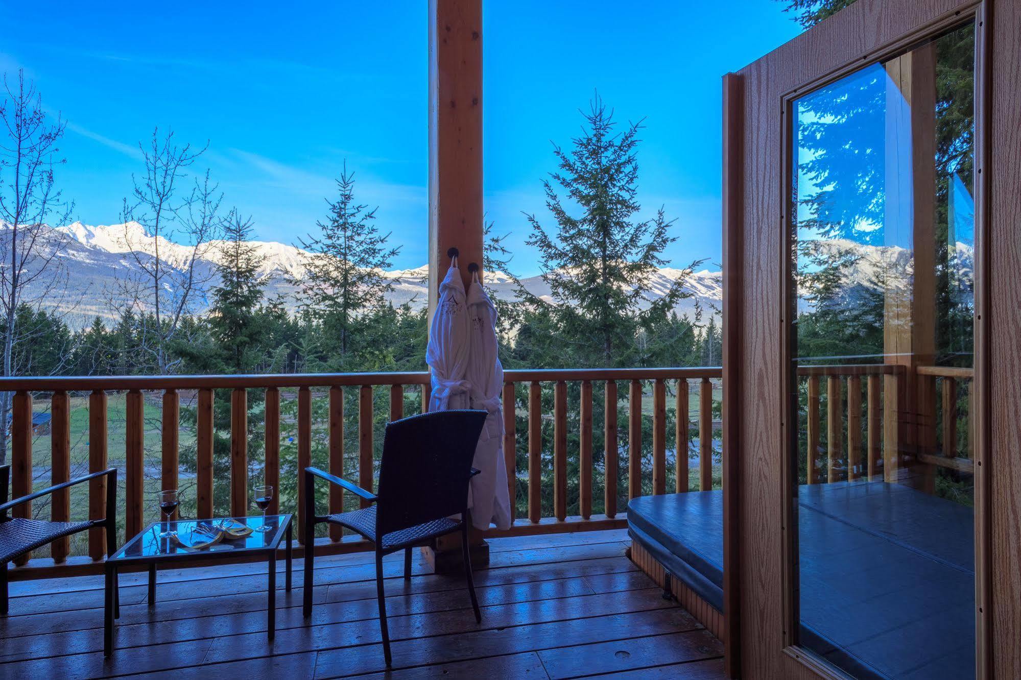 Mount 7 Lodges Golden Εξωτερικό φωτογραφία